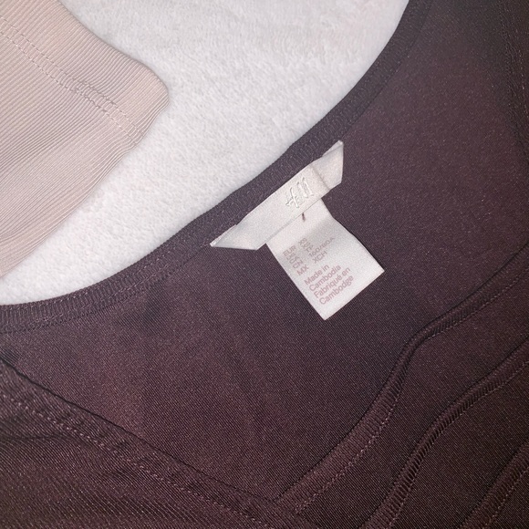 H&M 1/2 Sleeve Slim-Fit Tops - Picture 6 of 7